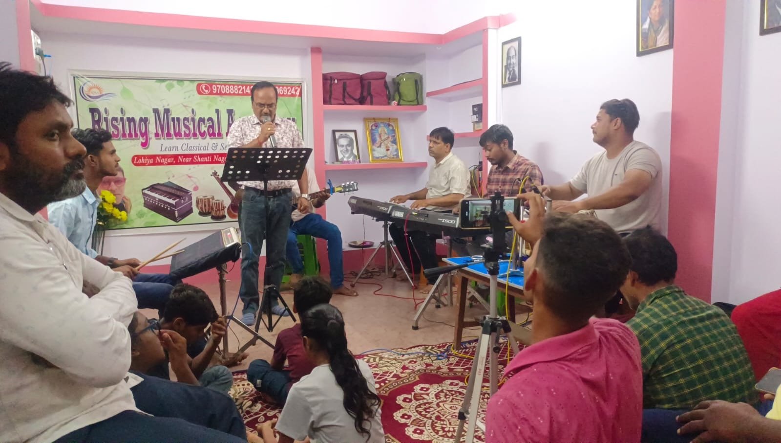 गोड्डा में मुकेश के जन्मदिवस पर स्वरांजलि सभा, कलाकारों ने गाए सदाबहार गीत